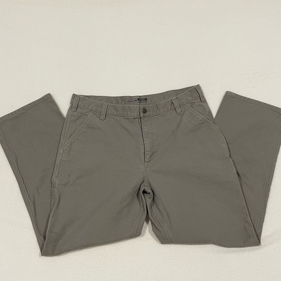 Carhartt men’s work pants with hammer hit, leg pockets color is dove gray 40x32 - Picture 1 of 5